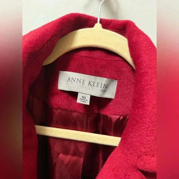 Vintage Anne Klein Wool and Angora Red Coat size 10 - Picture 3 of 6